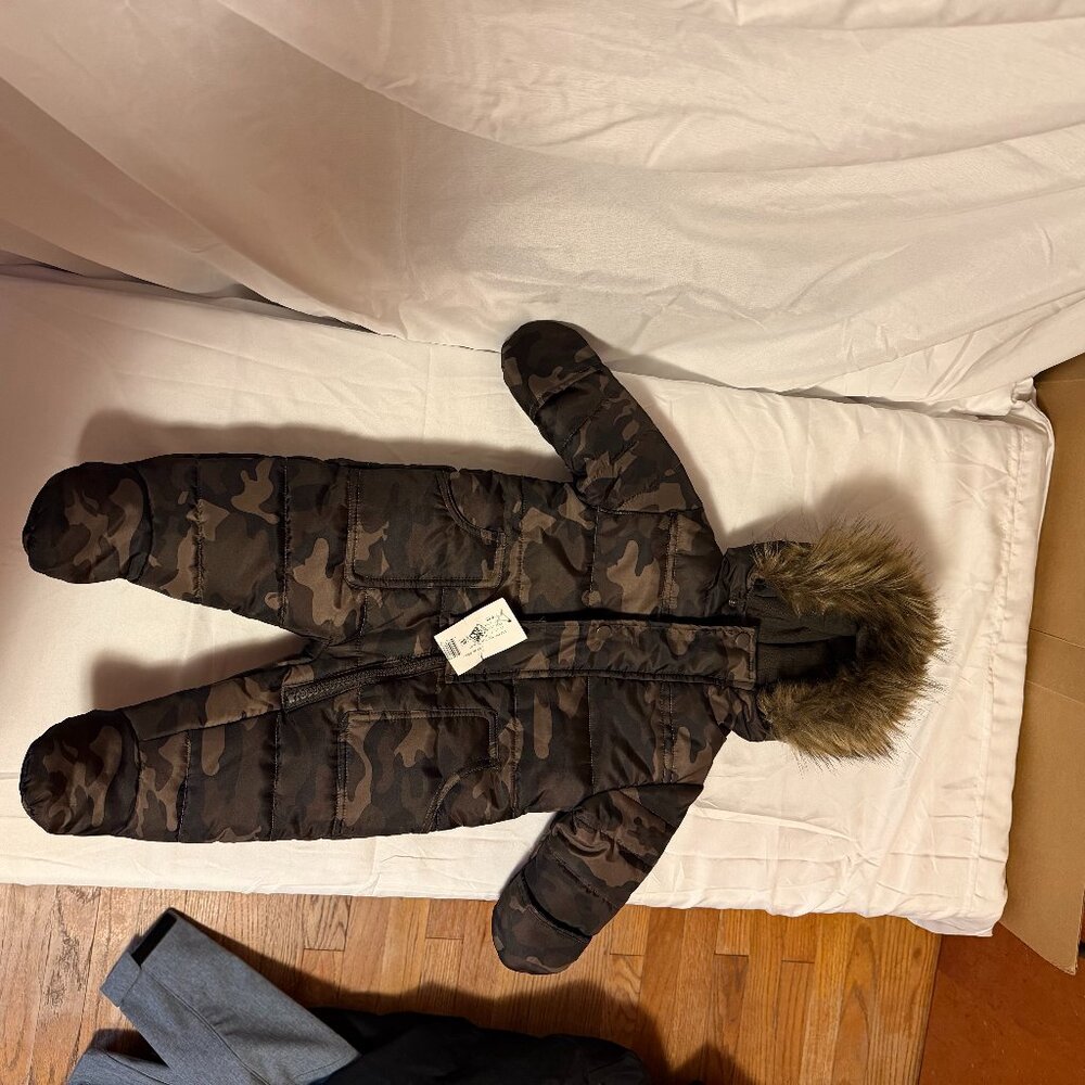 Rothschild & CO Baby Boys Camo-Print Snowsuit with Hood 6-9 months